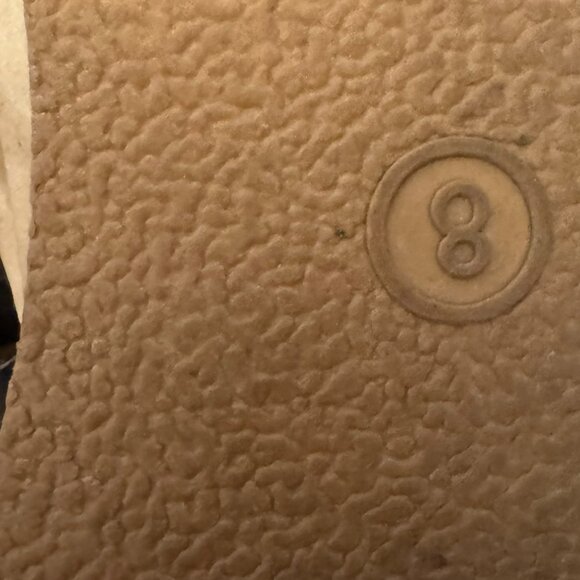 Universal Threads Women's Sandals in Black US 8 - Picture 3 of 3